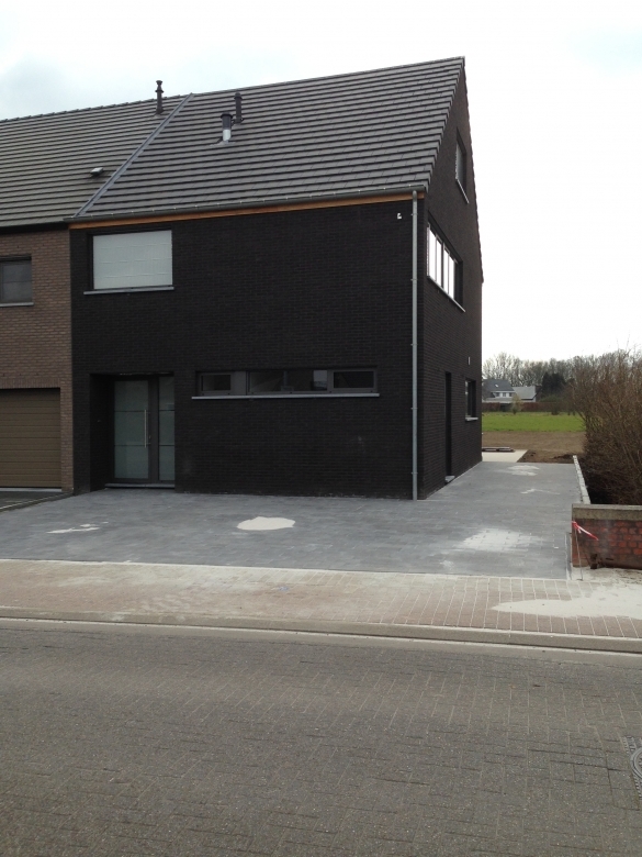 Moderne Halfopen Houtskeletbouw Woning In Houtskeletbouw In Hever