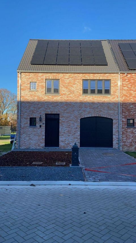 Heist Op Den Berg Eigentijdsewoning